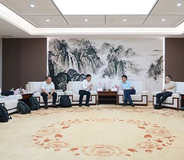 中车株洲所莅临必赢亚洲考察交流，，，，，，聚焦大电芯手艺开发